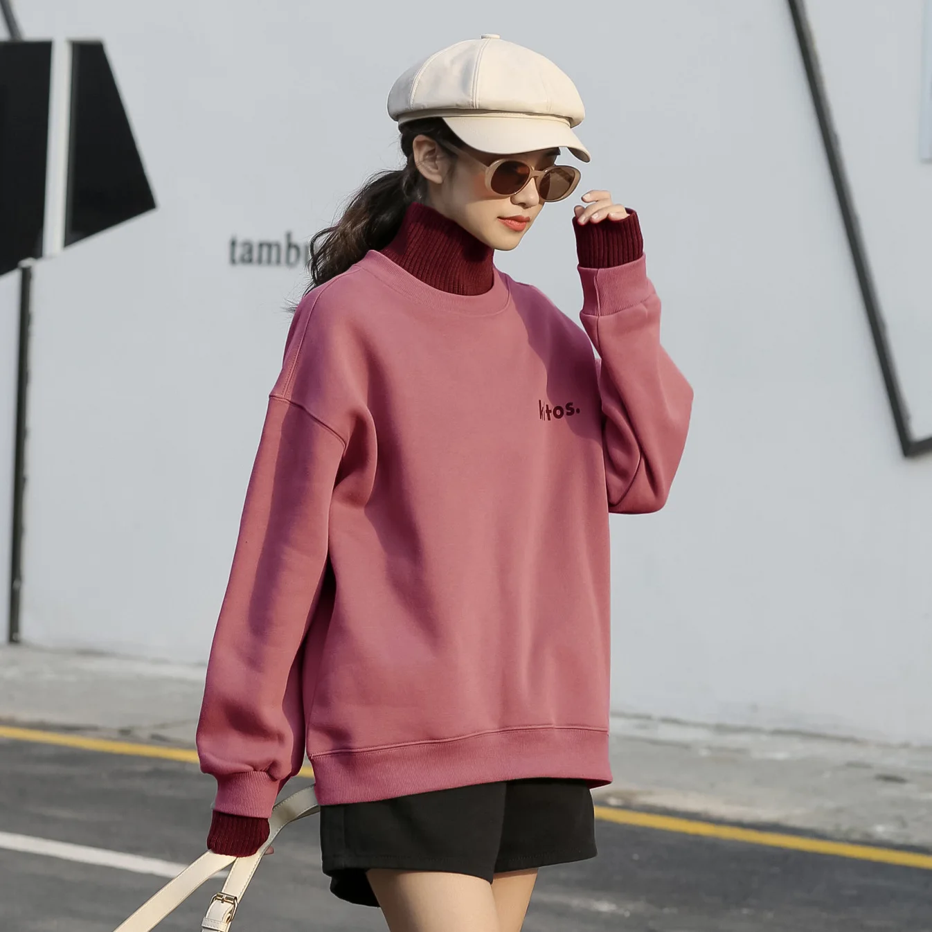 Boyfriend Style Letter Hoodie Mujer Patchwork Turtleneck Jumper Pullovers Women Loose Warm Fleece Sweatshirt Tops Moletom 2020 
Boyfriend Style Letter Hoodie Mujer Patchwork Turtleneck Jumper Pullovers Women Loose Warm Fleece Sweatshirt Tops Moletom 2020