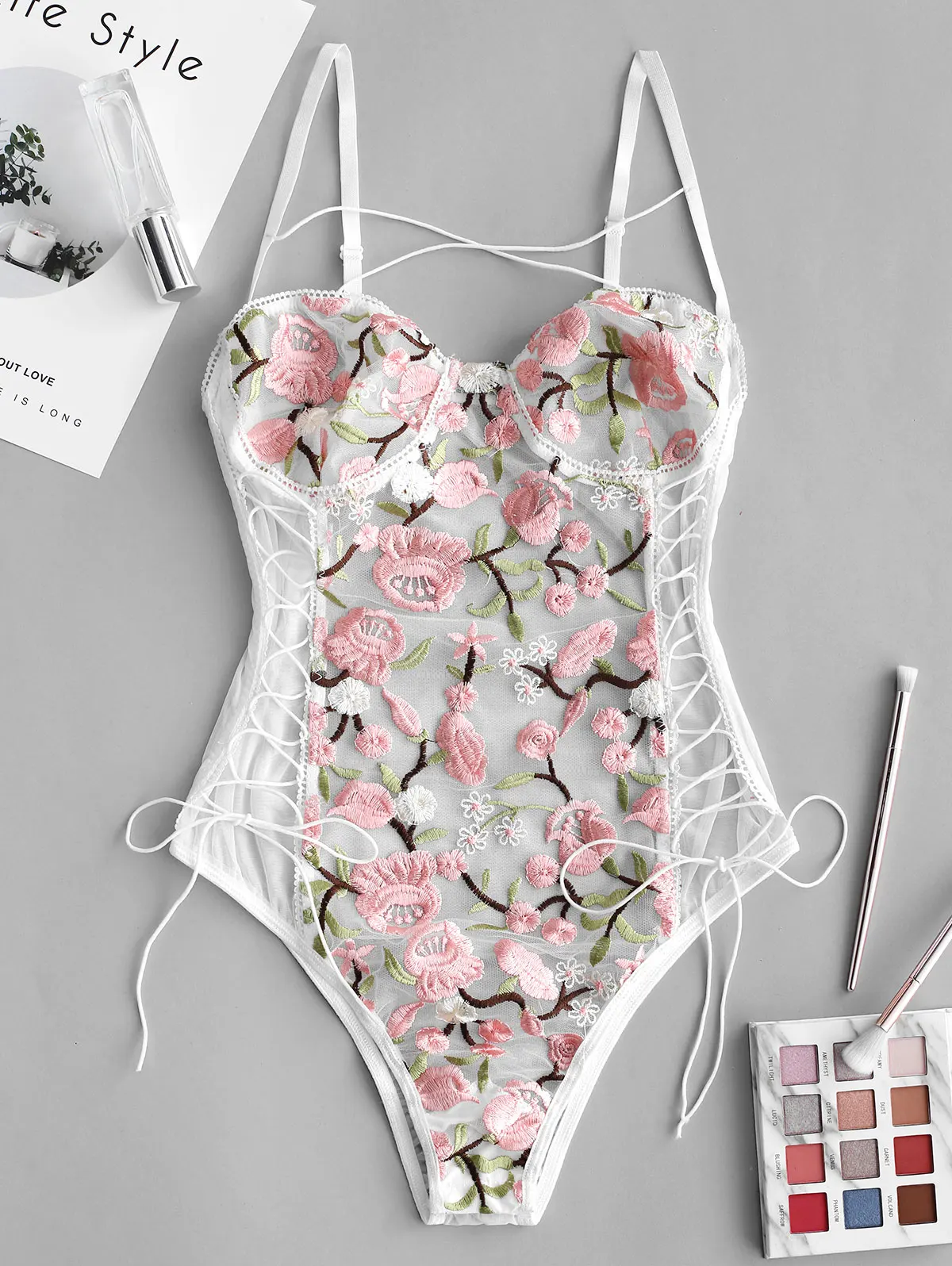 ZAFUL Floral Printed Lace Up Cami Teddy Embroidered Women Suits Spaghetti Strap Sleeveless Female Mesh Sexy Set
ZAFUL Floral Printed Lace Up Cami Teddy Embroidered Women Suits Spaghetti Strap Sleeveless Female Mesh Sexy Set