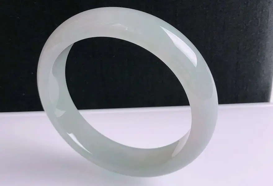 zheru jewelry natural Myanmar emerald ice light color 54mm-64mm bracelet elegant princess bracelet best gift
zheru jewelry natural Myanmar emerald ice light color 54mm-64mm bracelet elegant princess bracelet best gift