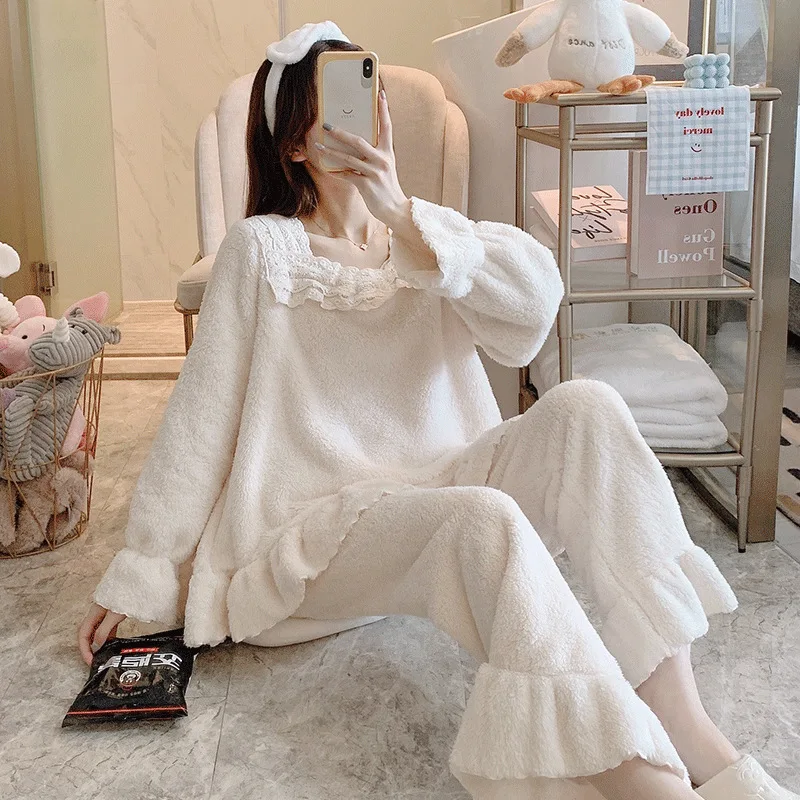 Thicken Women Pyjamas Lovely Winter Pajamas Homewear Pajama Sets Flannel Cartoon Warm Pyjamas Women Sleepwear pijamas pjs 2pcs
Thicken Women Pyjamas Lovely Winter Pajamas Homewear Pajama Sets Flannel Cartoon Warm Pyjamas Women Sleepwear pijamas pjs 2pcs