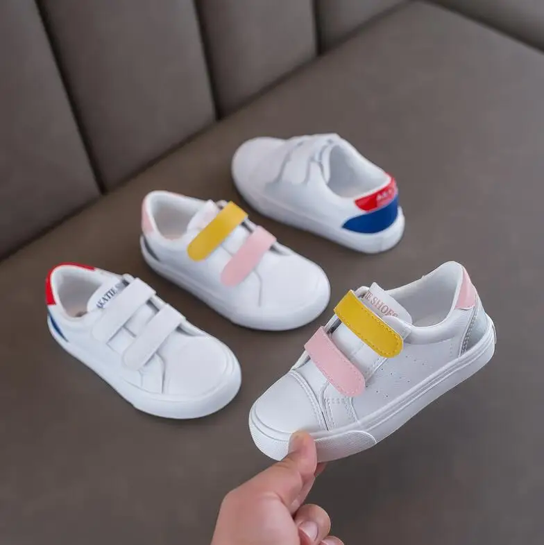 Кроссовки для мальчиков и девочек, модная повседневная легкая дышащая мягкая спортивная обувь для бега 
Кроссовки для мальчиков и девочек, модная повседневная легкая дышащая мягкая спортивная обувь для бега