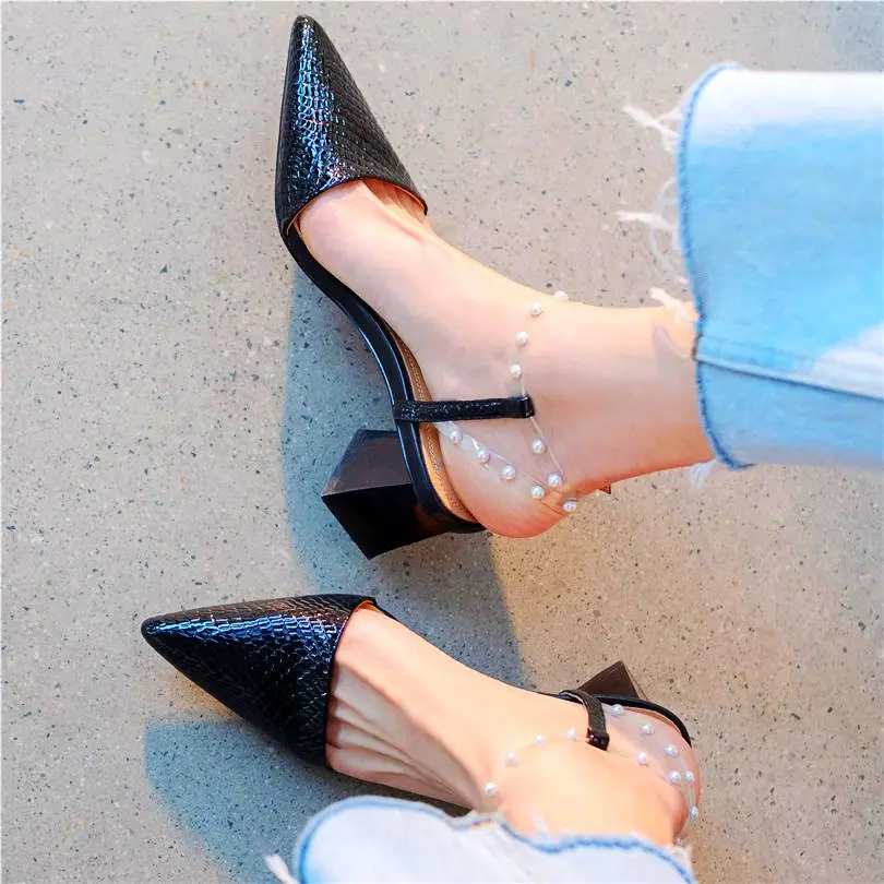 Sexy Party Pumps Women's Pearls Cow Leather Pointed Toe Block Heel Mary Janes Sandals Party Shoes Nightclub 34 35 36 37 38 39 40
Sexy Party Pumps Women's Pearls Cow Leather Pointed Toe Block Heel Mary Janes Sandals Party Shoes Nightclub 34 35 36 37 38 39 40