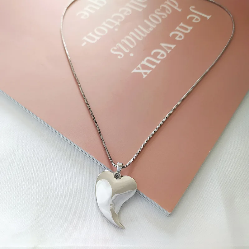 2020 New Necklace Big Heart Necklace Fashion Simple
2020 New Necklace Big Heart Necklace Fashion Simple