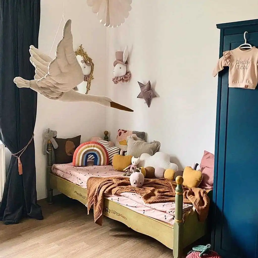 Creative Wall Hanging Swan Plush Stuffed Doll Fabric Family Bedroom Nursery Room Decor Hanging Ornaments Baby Soothing Pillow
Creative Wall Hanging Swan Plush Stuffed Doll Fabric Family Bedroom Nursery Room Decor Hanging Ornaments Baby Soothing Pillow