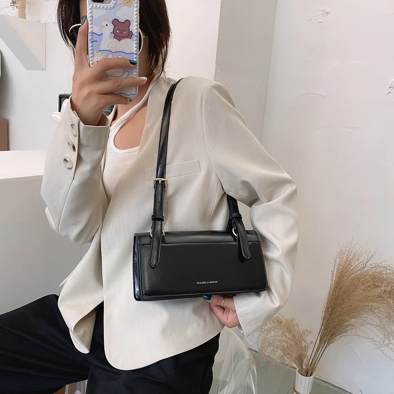 Women's Designer Branded Small PU Leather Crossbody Bag Women 2021 Trend Shoulder Handbags Travel Trending Hand Bag Green
Women's Designer Branded Small PU Leather Crossbody Bag Women 2021 Trend Shoulder Handbags Travel Trending Hand Bag Green