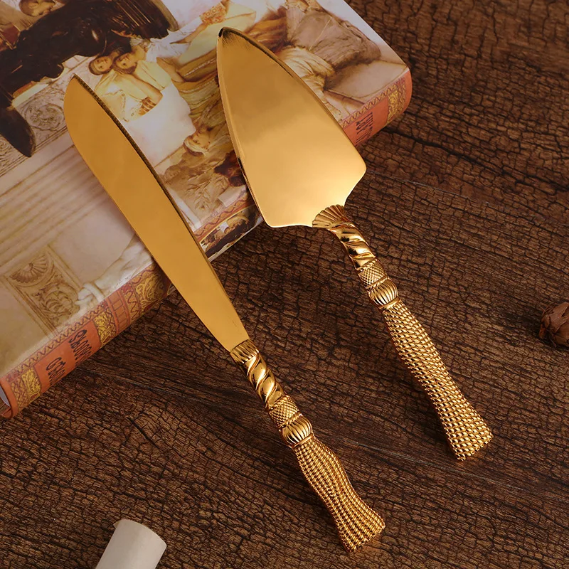 European zinc alloy baking tools cake knife pizza triangular shovel tableware two-piece set
European zinc alloy baking tools cake knife pizza triangular shovel tableware two-piece set