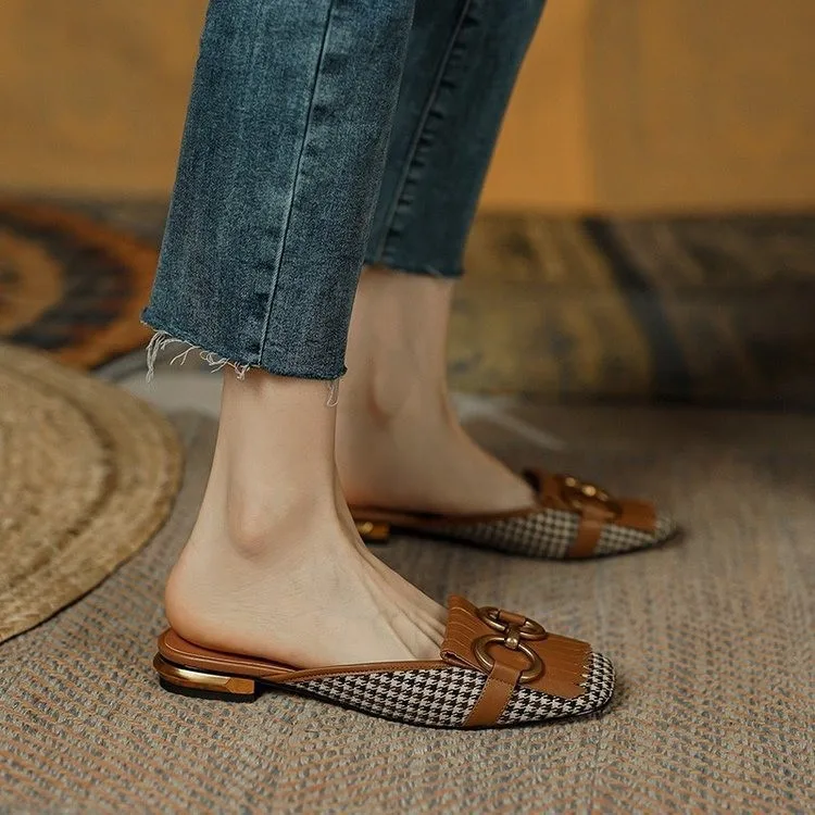 FZNYL Retro Style Women Baotou Half Slippers 2021 Spring Summer New Fashion Korean Metal Buckle Low Heel Mules Sandalias Mujer
FZNYL Retro Style Women Baotou Half Slippers 2021 Spring Summer New Fashion Korean Metal Buckle Low Heel Mules Sandalias Mujer