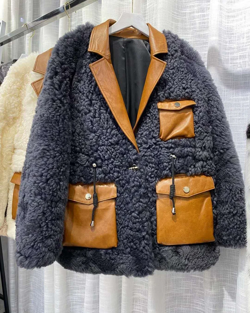 2021 Winter Women Coat New Short Style Casual Natural Real Sheep Fur Clothes Genuine Leather Collar Female Jacket Warm Fn0040
2021 Winter Women Coat New Short Style Casual Natural Real Sheep Fur Clothes Genuine Leather Collar Female Jacket Warm Fn0040