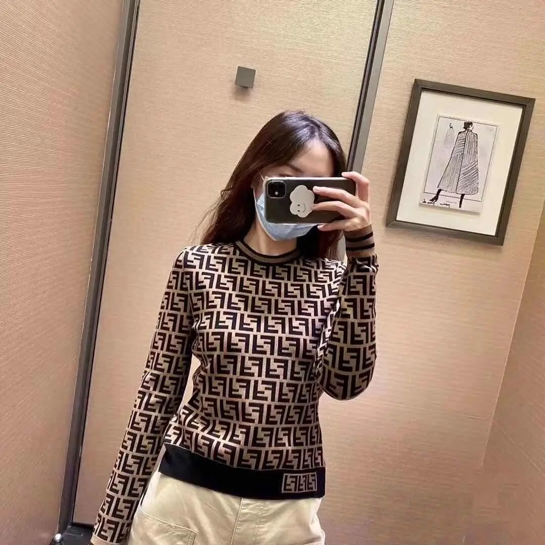 New Style round neck knit long sleeve t-shirt top retro pullover sweater Spring and autumn
New Style round neck knit long sleeve t-shirt top retro pullover sweater Spring and autumn