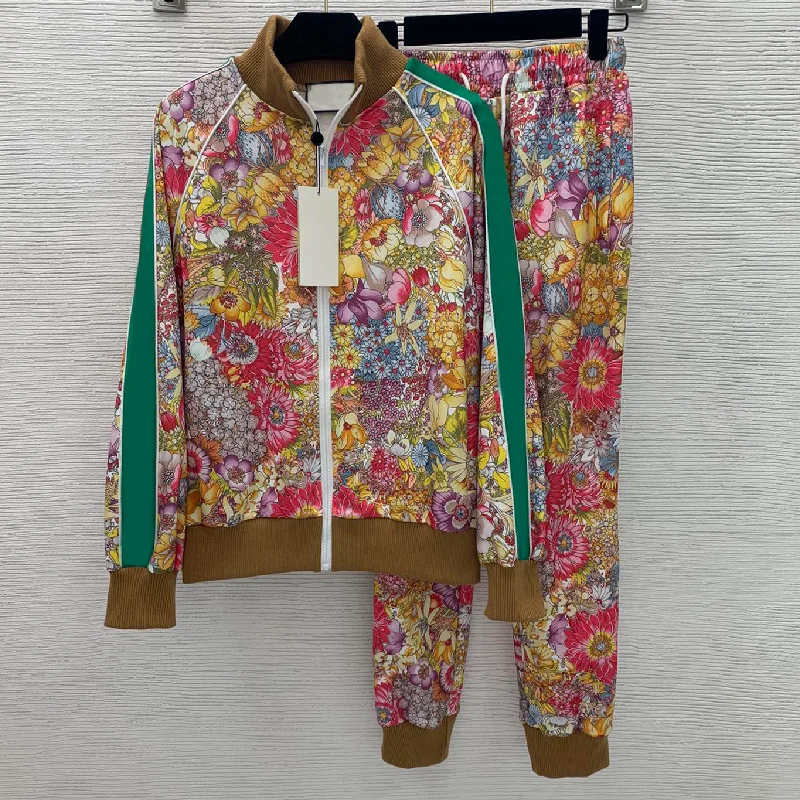 2021 luxury design fashion print side stitching women's coat cardigan long sleeve coat + elastic waist Leggings Sweatpants
2021 luxury design fashion print side stitching women's coat cardigan long sleeve coat + elastic waist Leggings Sweatpants