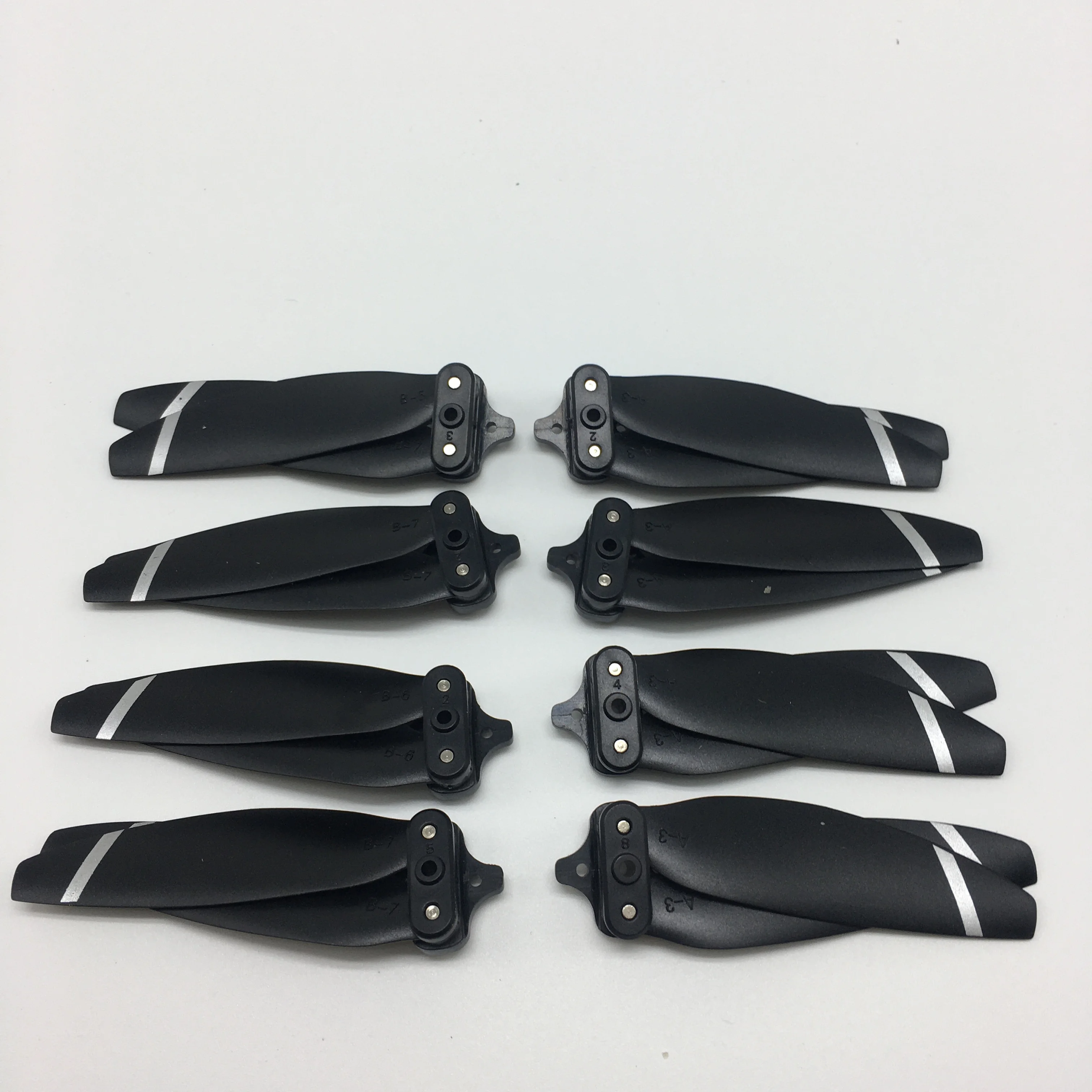 8PCS L900Pro L900 Propeller Blades Maple Leaf Spare Parts Accessory Ready Stock 
8PCS L900Pro L900 Propeller Blades Maple Leaf Spare Parts Accessory Ready Stock
