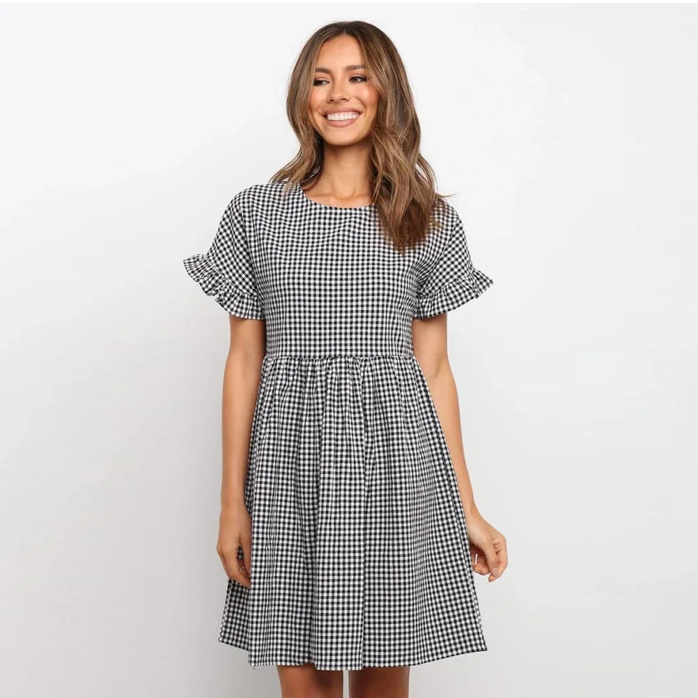 Women O-neck Casual Black White Plaid Mini Dress Summer 2021 New Ruffled Short Sleeve Loose High Waist Elegant Vestidos Female
Women O-neck Casual Black White Plaid Mini Dress Summer 2021 New Ruffled Short Sleeve Loose High Waist Elegant Vestidos Female