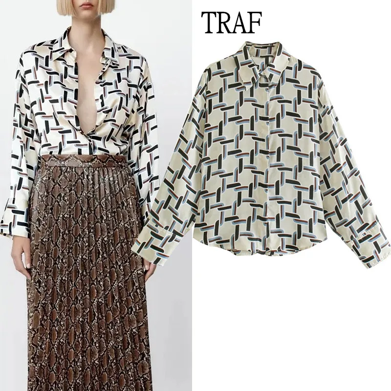 TRAF Woman Blouse 2021 New Fashion Print Long Sleeve Button Women Shirts Lapel Top Women Clothing Female Shirts Chic Tops
TRAF Woman Blouse 2021 New Fashion Print Long Sleeve Button Women Shirts Lapel Top Women Clothing Female Shirts Chic Tops