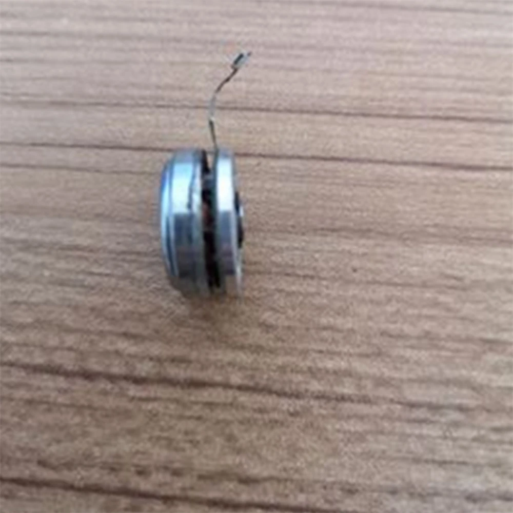 Запасная деталь для ремонта дрона с Y-осью и шарнирным двигателем камеры Yaw Motor для Mavic 2 PRO RC Drone 
Запасная деталь для ремонта дрона с Y-осью и шарнирным двигателем камеры Yaw Motor для Mavic 2 PRO RC Drone