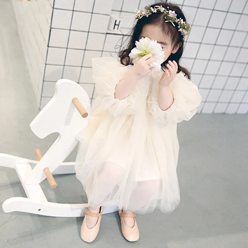 Детское кружевное платье с рукавами-фонариками, на весну/осень
Детское кружевное платье с рукавами-фонариками, на весну/осень