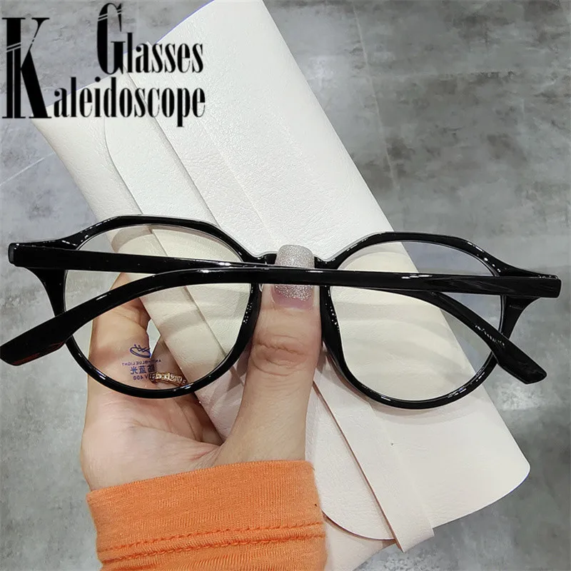 Round Glasses Frame Women Men Anti Blue light Eyeglasses Frames Retro Myopia Optical Spectacle Student Transparent Fake Glasses
Round Glasses Frame Women Men Anti Blue light Eyeglasses Frames Retro Myopia Optical Spectacle Student Transparent Fake Glasses