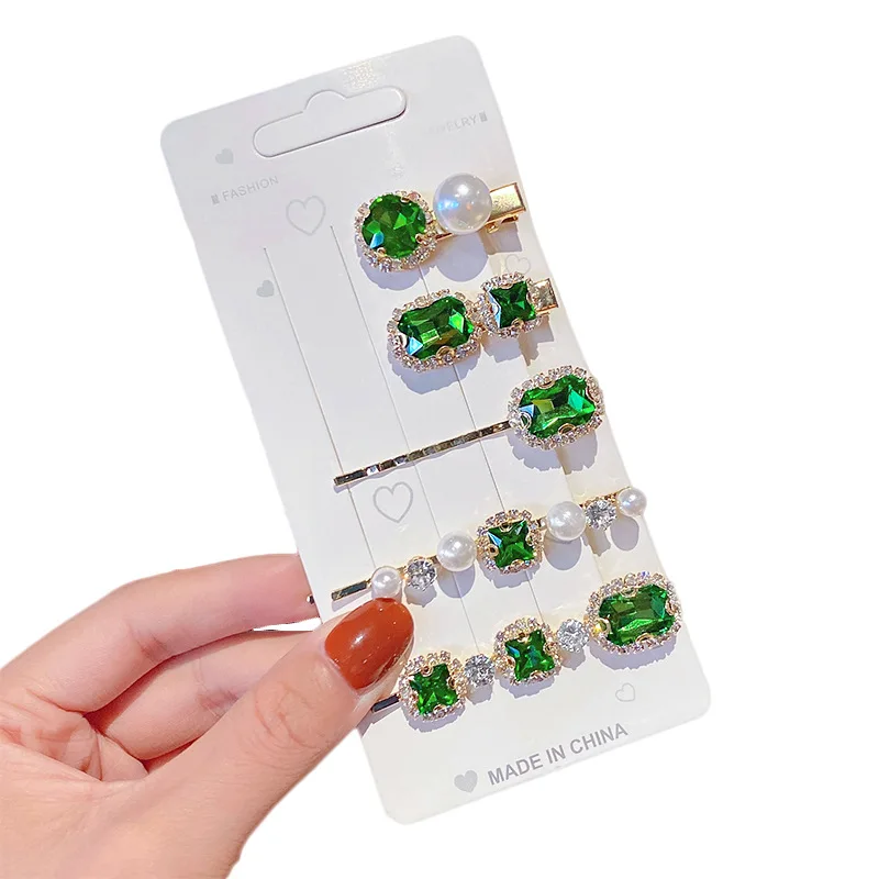 Girls fashion metal hairgrips female temperament contracted lace bang broken hair a word clip to pearl diamond hairpin headdress
Girls fashion metal hairgrips female temperament contracted lace bang broken hair a word clip to pearl diamond hairpin headdress