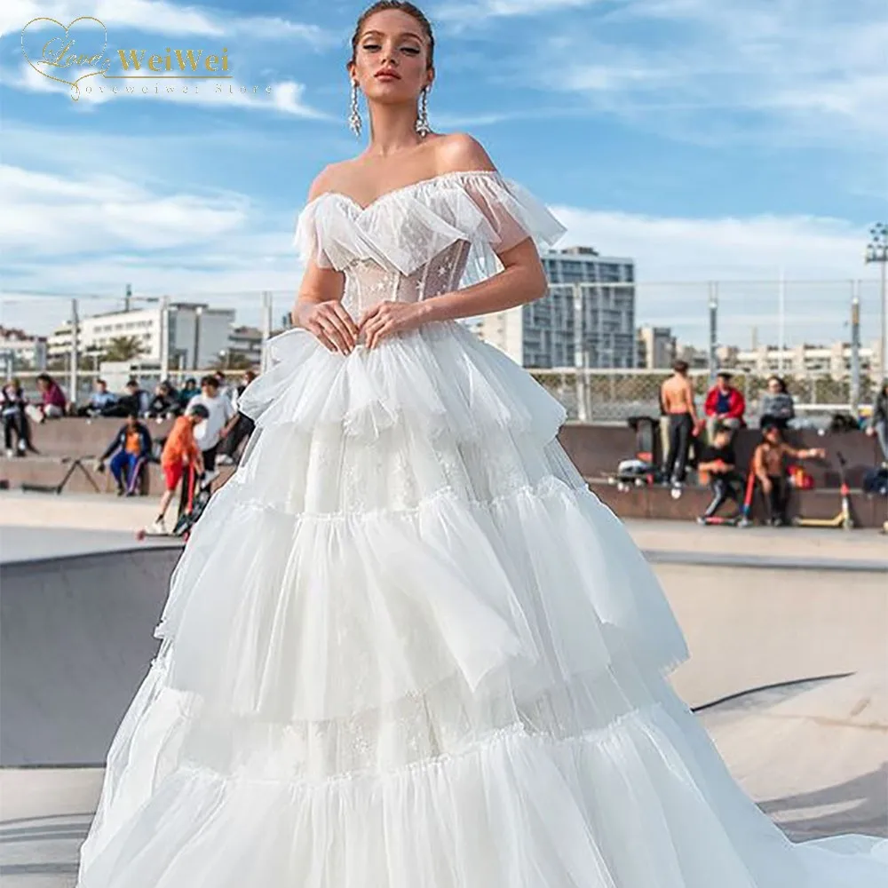 Bohemian Wedding Dress A-Line Sweetheart Neck Court Train Off The Shoulder Appliques Ruffles Tiered Vestidos De Novia
Bohemian Wedding Dress A-Line Sweetheart Neck Court Train Off The Shoulder Appliques Ruffles Tiered Vestidos De Novia