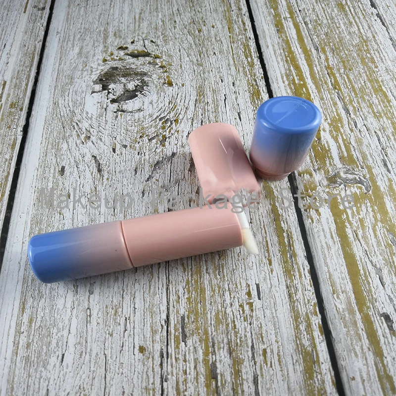 Small Empty Round Plastic Lipgloss Tube,DIY Pink&Blue Gradient Beauty Makeup Lipstick Mini Container ,Beauty Lip Makeup Tool
Small Empty Round Plastic Lipgloss Tube,DIY Pink&Blue Gradient Beauty Makeup Lipstick Mini Container ,Beauty Lip Makeup Tool