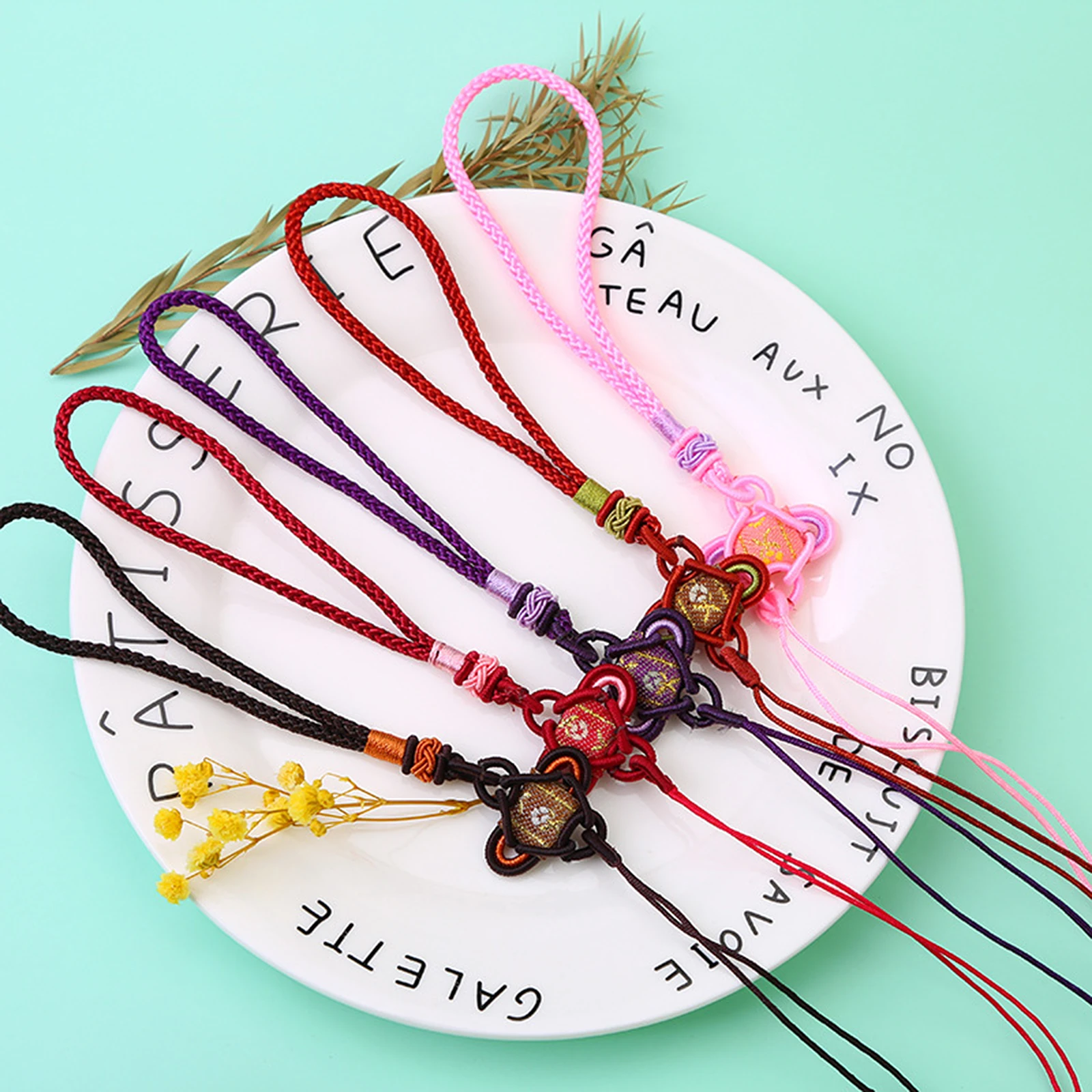Nylon Chinese Knot Chinese Knot Chinese Knots Pendant Handing Decoration 5pcs Soft Home Decoration Gift Handmade Chinese Tassel
Nylon Chinese Knot Chinese Knot Chinese Knots Pendant Handing Decoration 5pcs Soft Home Decoration Gift Handmade Chinese Tassel