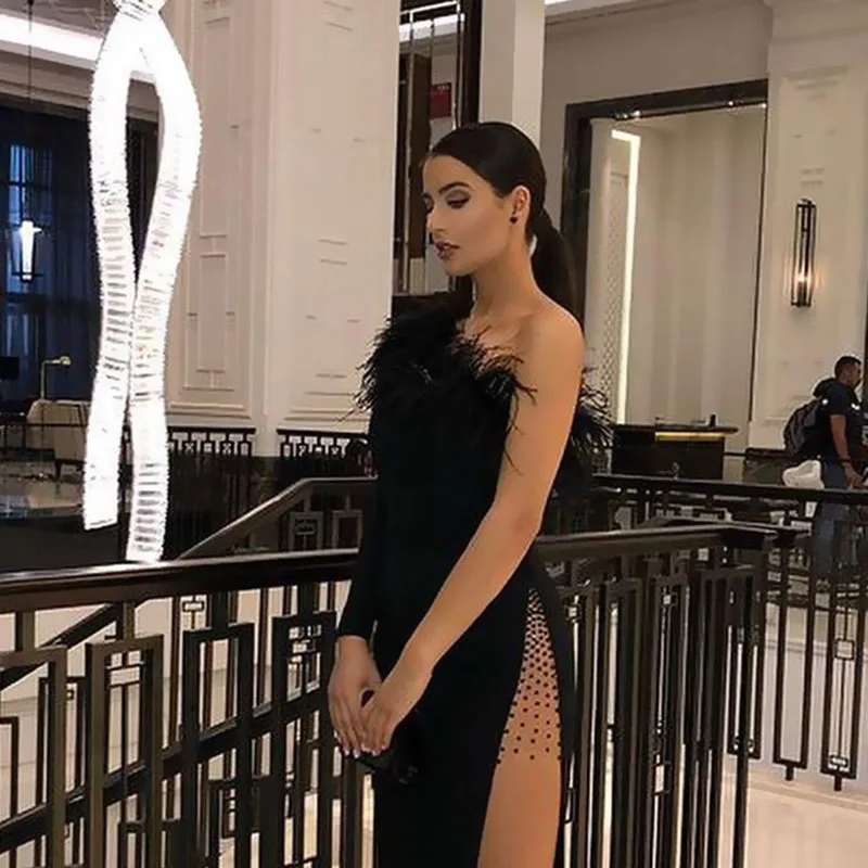 HIGH STREET Newest 2021 Fashion Stylish Designer One Shoulder Feather Embellished Party Bandage Dress
HIGH STREET Newest 2021 Fashion Stylish Designer One Shoulder Feather Embellished Party Bandage Dress