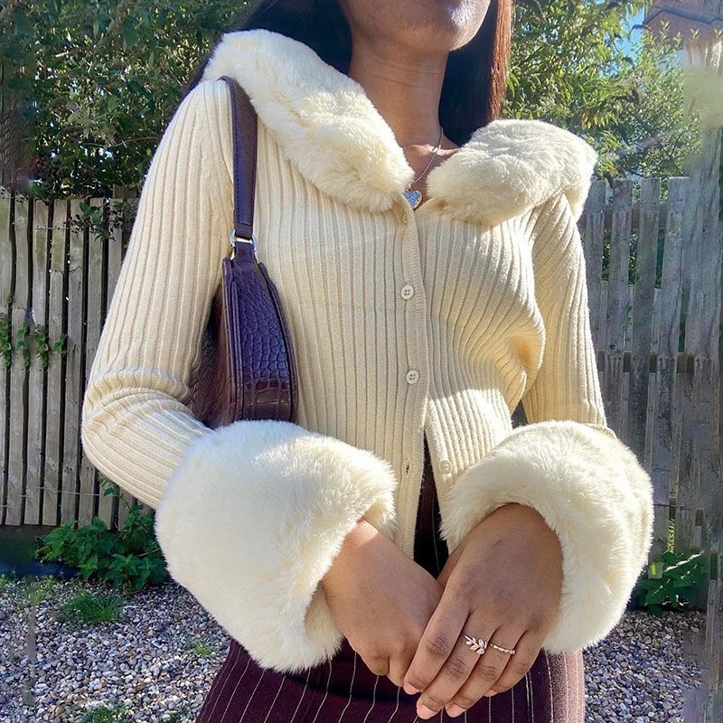 Woman's Winter Knitted Cardigan with Warm Plush Collar and Cuff Single Breasted Warm Sweaters Ladies Thick Street Wear Clothes
Woman's Winter Knitted Cardigan with Warm Plush Collar and Cuff Single Breasted Warm Sweaters Ladies Thick Street Wear Clothes