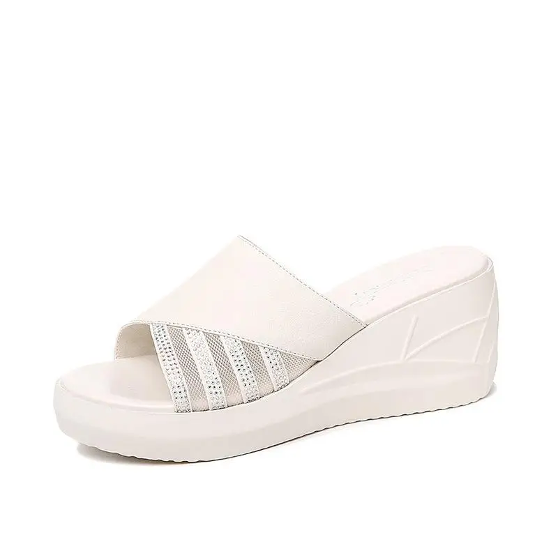 Wedges Heel Sandals Women Summer Wear Platform 2021 New Fashion Cowhide Peep Toe Genuine Leather Sandals
Wedges Heel Sandals Women Summer Wear Platform 2021 New Fashion Cowhide Peep Toe Genuine Leather Sandals