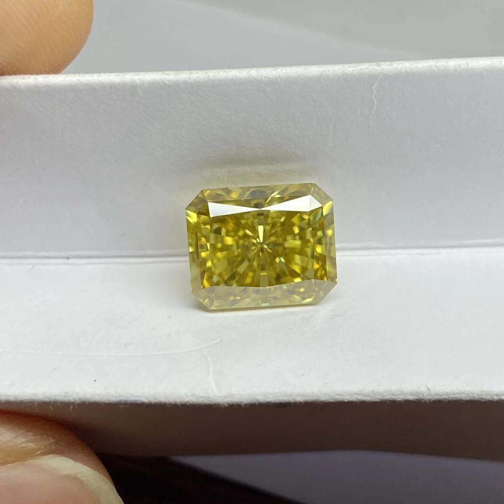 Meisidian Radiant Cut 8x10mm 4 CTS Newest Fancy VIVID YELLOW Diamond Moissanite Pirce Per Carat For Ring
Meisidian Radiant Cut 8x10mm 4 CTS Newest Fancy VIVID YELLOW Diamond Moissanite Pirce Per Carat For Ring