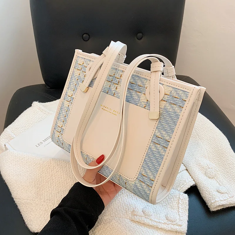 Простая женская сумка, Женская Повседневная сумка на плечо, женская сумка популярного цвета, модная сумка-мессенджер, сумка для книг
Простая женская сумка, Женская Повседневная сумка на плечо, женская сумка популярного цвета, модная сумка-мессенджер, сумка для книг