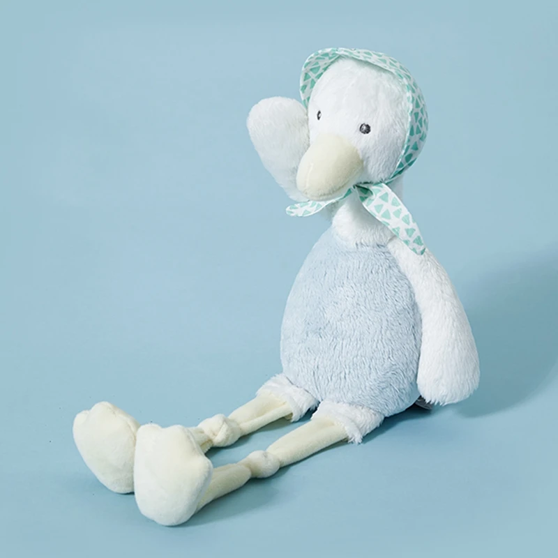 Милые мягкие плюшевые игрушки с изображением утки из мультфильма шарфом декор