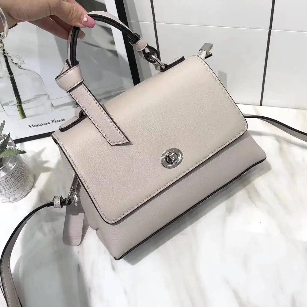 free shipping 2020 the new style fashion and lady genuine cow leather women handbag one shoulder bag crossbody bag23 cm 6color
free shipping 2020 the new style fashion and lady genuine cow leather women handbag one shoulder bag crossbody bag23 cm 6color