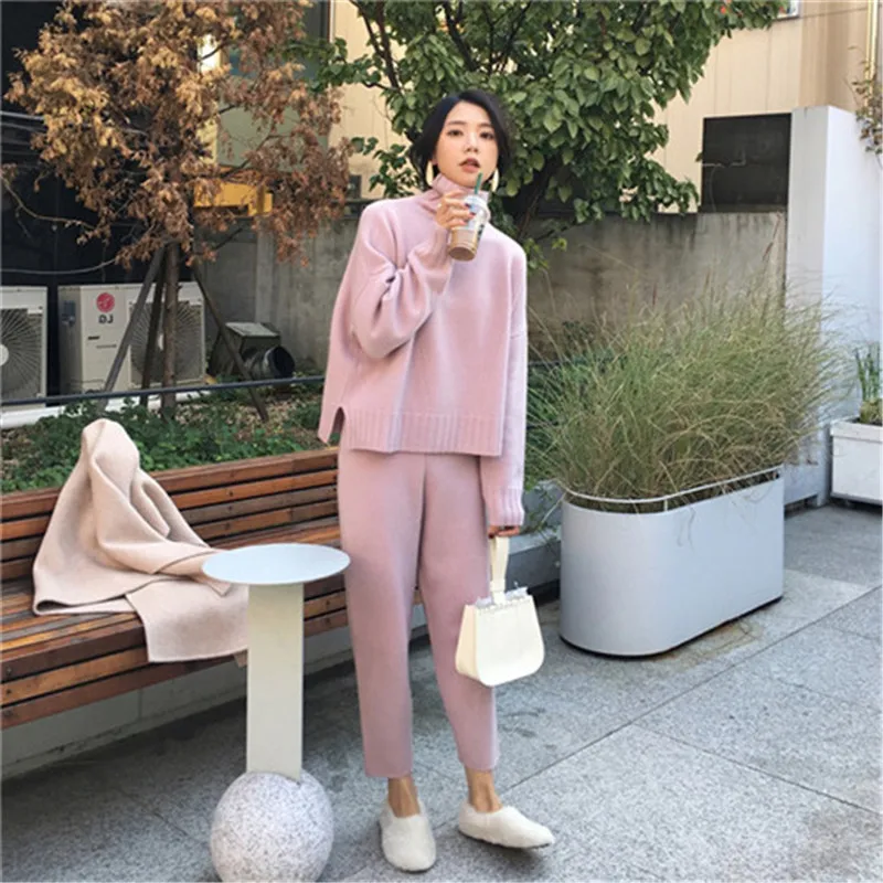 2 Pieces Set Women Winter Autumn Knitted Tracksuit Turtleneck Sweater Knit Pants Women Loose Clothing Suits Female Pants Suit
2 Pieces Set Women Winter Autumn Knitted Tracksuit Turtleneck Sweater Knit Pants Women Loose Clothing Suits Female Pants Suit