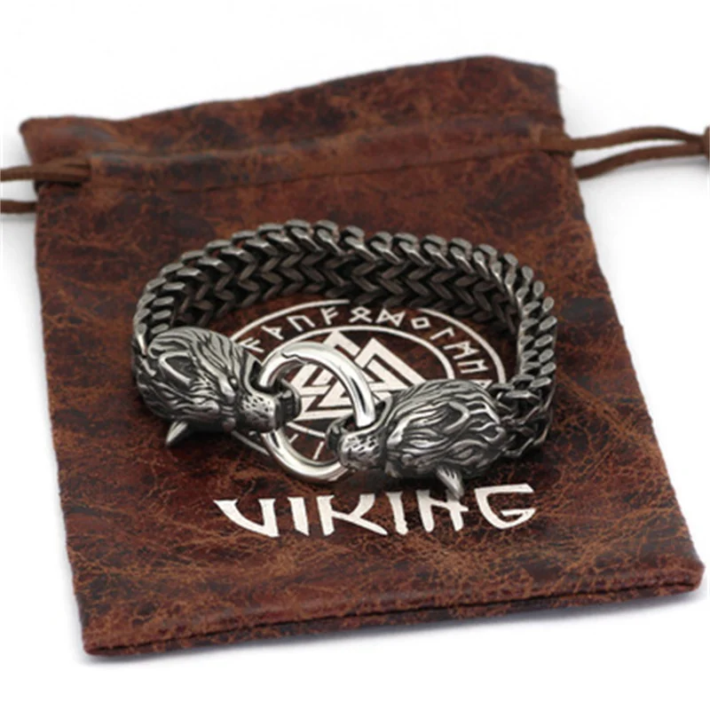 Titanium Steel Bracelet Men's Fashion First Jewelry Retro Personality Domineering Wolf Punk Men's Charm Bracelet Jewelry Gift
Titanium Steel Bracelet Men's Fashion First Jewelry Retro Personality Domineering Wolf Punk Men's Charm Bracelet Jewelry Gift