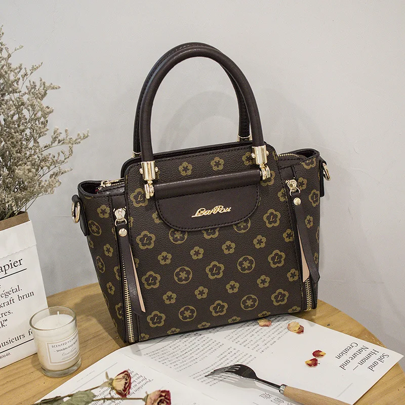 Luxury Brand Larger Capacity Floral Prints One Shoulder Bags Ladies Designer Purses and Handbags Sac De Luxe Femme Marque Gg
Luxury Brand Larger Capacity Floral Prints One Shoulder Bags Ladies Designer Purses and Handbags Sac De Luxe Femme Marque Gg