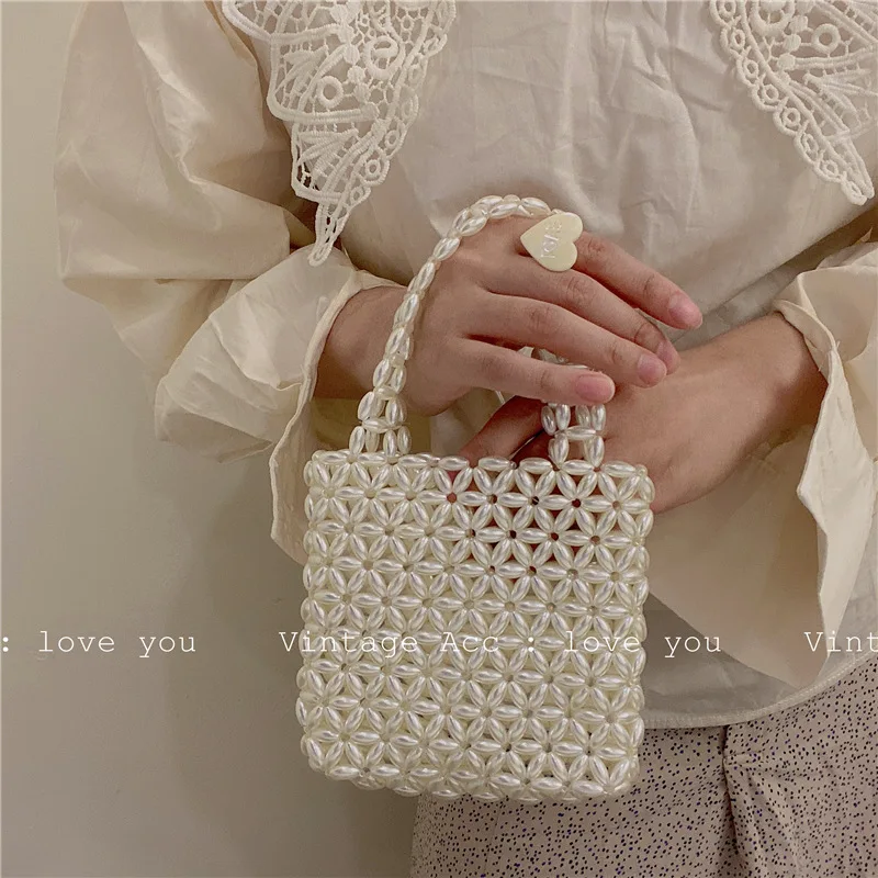 2021 Chic Simple Casual Handbags Women Pearl Handmade Bag Beaded Totes Evening Bags Day Clutch Wallet
2021 Chic Simple Casual Handbags Women Pearl Handmade Bag Beaded Totes Evening Bags Day Clutch Wallet