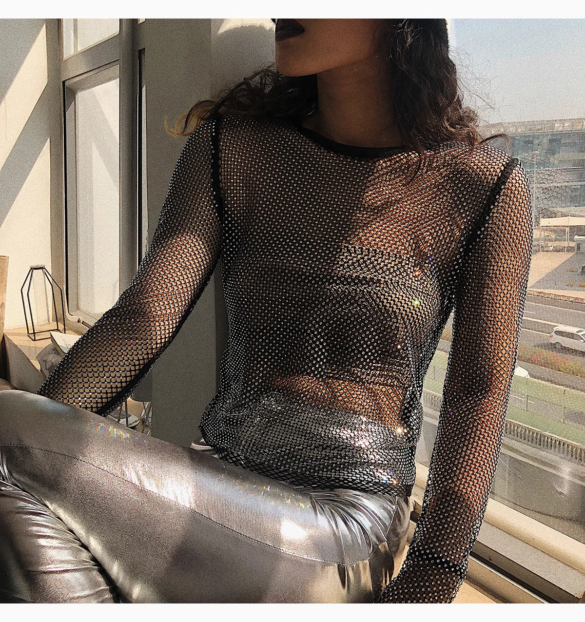 Shiny Diamonds Electric syllable Basic Shirt Ladies Temperament Slim Crystal round Neck Long-Sleeved Sexy Party Club Top Tees 
Shiny Diamonds Electric syllable Basic Shirt Ladies Temperament Slim Crystal round Neck Long-Sleeved Sexy Party Club Top Tees