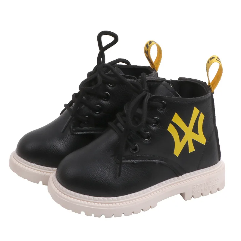 COZULMA Children Boots for Boys Girls Fashion Martin Boots with Fur Waterproof Kids Soft Bottom Boots Boys Sneakers Sports
COZULMA Children Boots for Boys Girls Fashion Martin Boots with Fur Waterproof Kids Soft Bottom Boots Boys Sneakers Sports