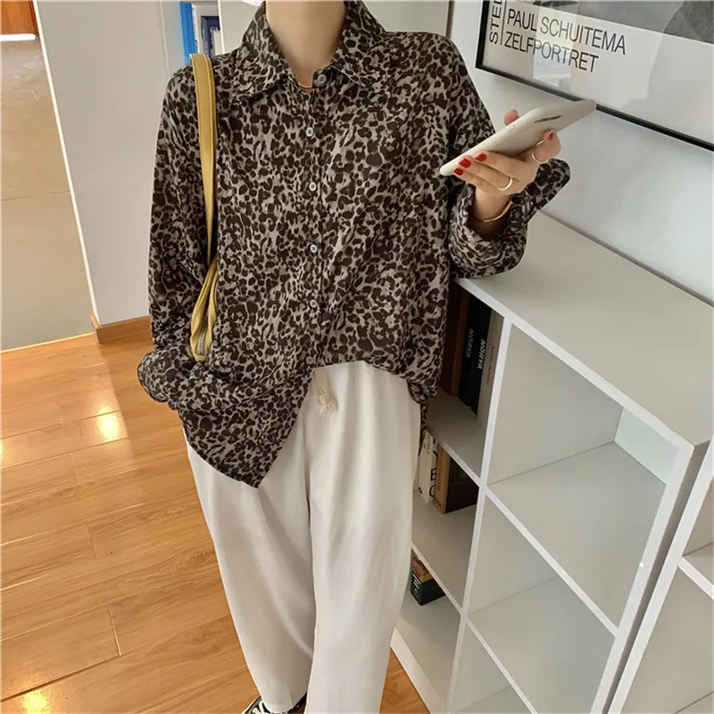 HziriP 2021 Autumn New Women Shirt Fashion All-Match Leopard Long Sleeve Irregular Loose Vintage Female Casual Girl Blouses Tops
HziriP 2021 Autumn New Women Shirt Fashion All-Match Leopard Long Sleeve Irregular Loose Vintage Female Casual Girl Blouses Tops