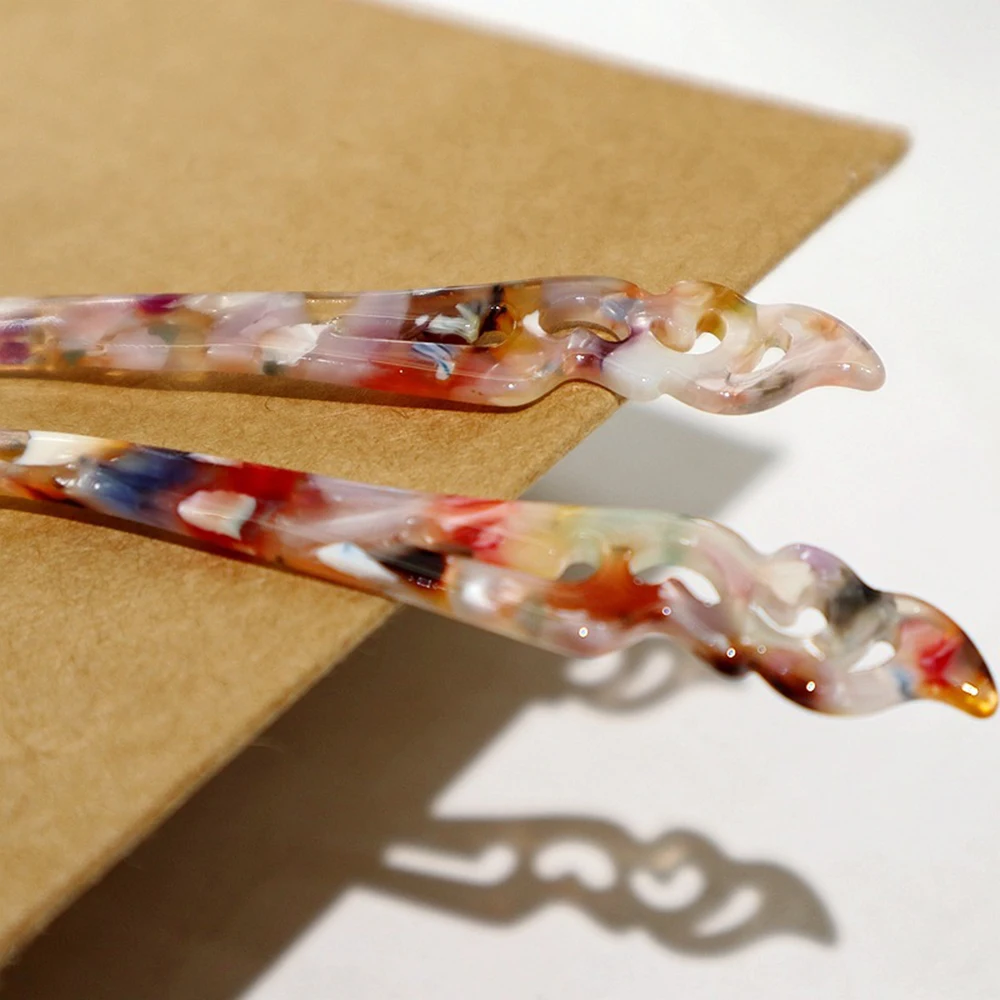 Girls Chinese Hairpins Plug-in Hairpin Hairwear Fashion Colorful Hair Sticks For Girls Women Hair Stick Hair Accessories 2021 
Girls Chinese Hairpins Plug-in Hairpin Hairwear Fashion Colorful Hair Sticks For Girls Women Hair Stick Hair Accessories 2021