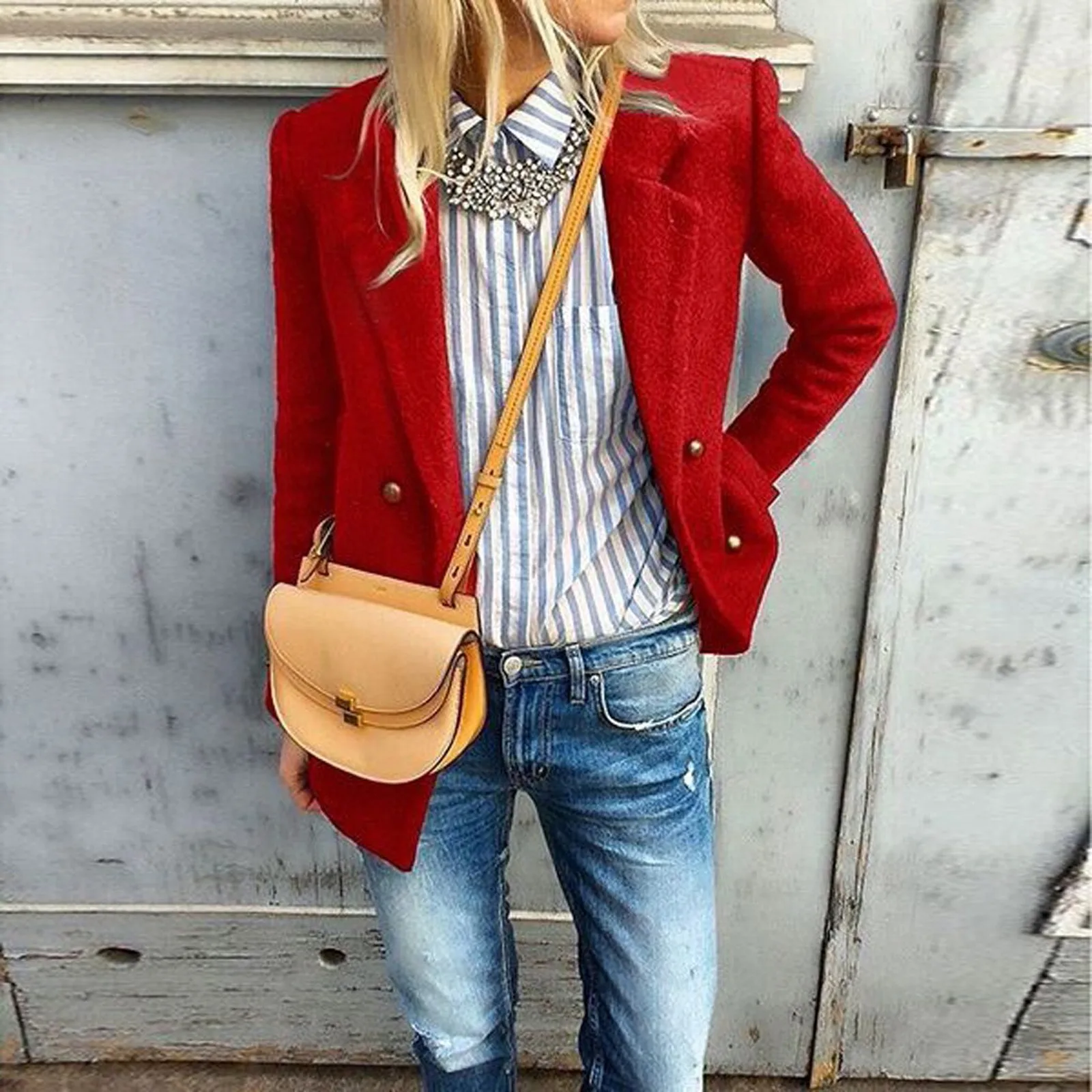 2021 Women Fashion Double Breasted Loose Fitting Blazer Coat Vintage Long Sleeve Pockets Female Outerwear Chic Tops Femme
2021 Women Fashion Double Breasted Loose Fitting Blazer Coat Vintage Long Sleeve Pockets Female Outerwear Chic Tops Femme
