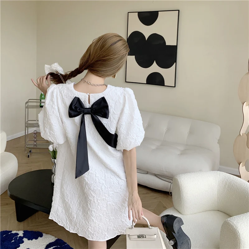 French Summer Women Loose Dress 2021 New Nail drill Butterfly Knot Fashion All-Match White One-Shoulder Puff Sleeve Ladies Dress
French Summer Women Loose Dress 2021 New Nail drill Butterfly Knot Fashion All-Match White One-Shoulder Puff Sleeve Ladies Dress
