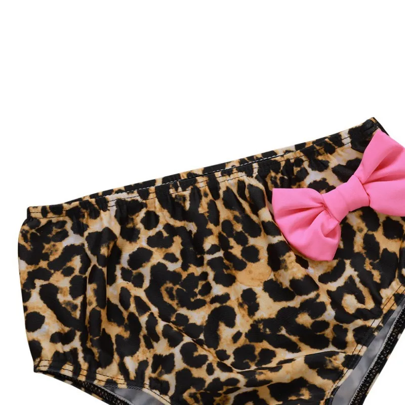 Hot Sale Leopard Print Swimsuit Child Girls Ruffled Swimwear Two Pieces Kids Bikini Set Biquini Infantil Swimming Suit
Hot Sale Leopard Print Swimsuit Child Girls Ruffled Swimwear Two Pieces Kids Bikini Set Biquini Infantil Swimming Suit