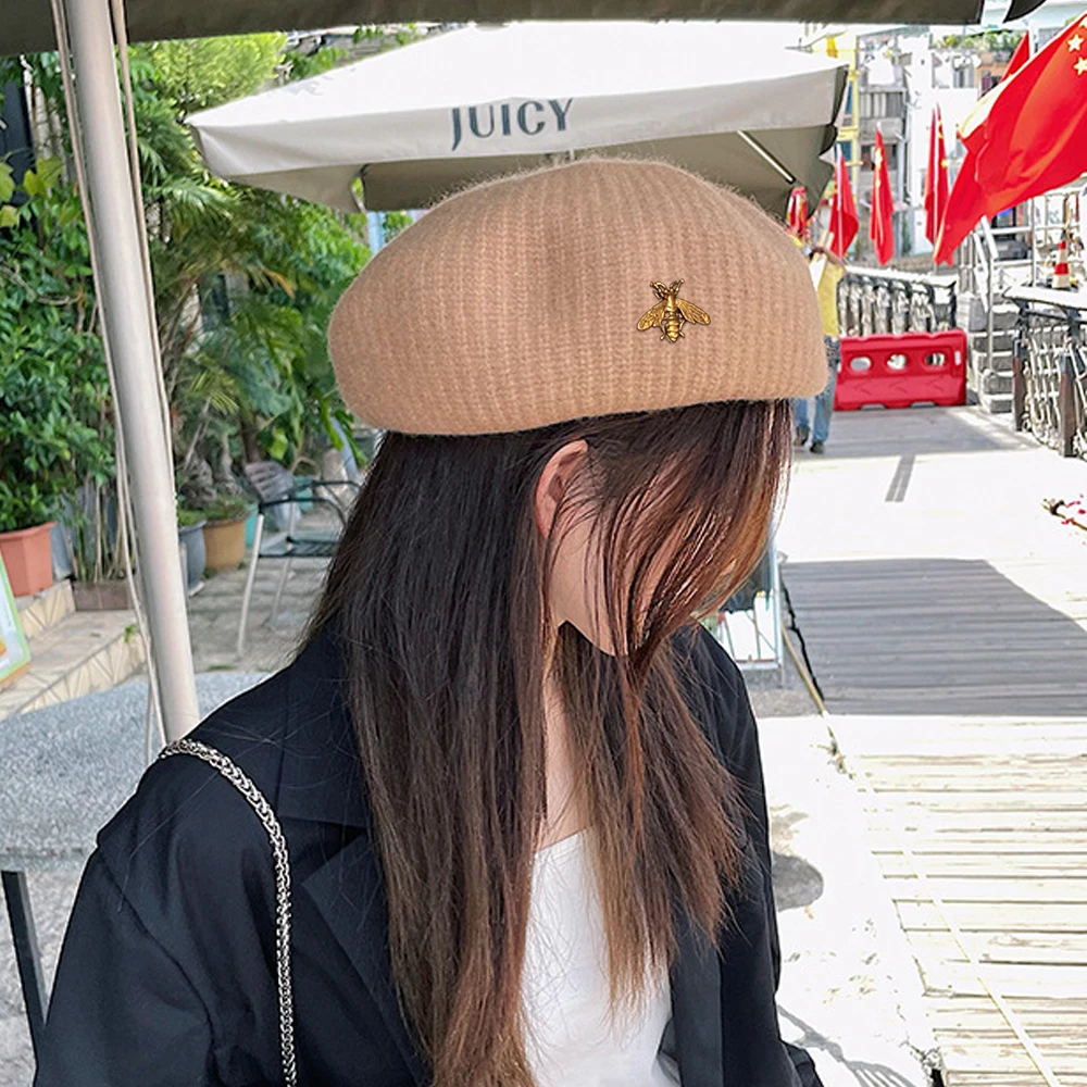 Fashion Women Winter Soft Knitted Beret French Artist Knit Warm Beanie Hat Version Streetwear Painter Hat Elegant Lady Caps 2021
Fashion Women Winter Soft Knitted Beret French Artist Knit Warm Beanie Hat Version Streetwear Painter Hat Elegant Lady Caps 2021