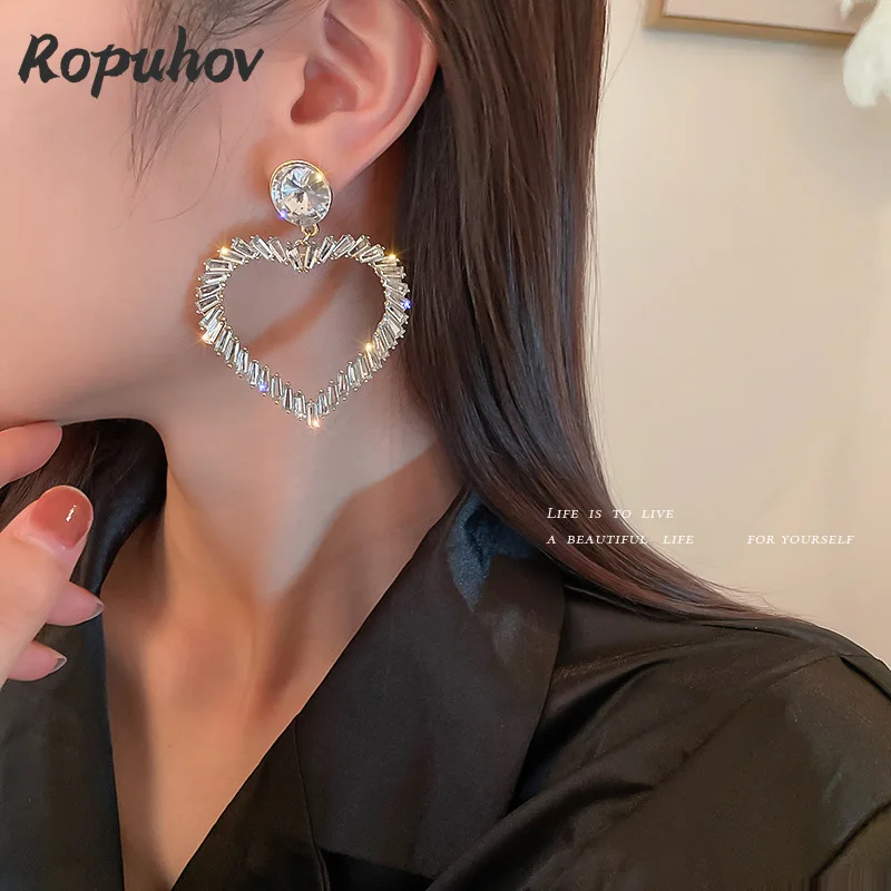ROPUHOV 2021 New Korean Trendy Jewelry 925 Silver Needle Zircon Diamond Love Earrings Earrings Fashion Atmospheric Earrings
ROPUHOV 2021 New Korean Trendy Jewelry 925 Silver Needle Zircon Diamond Love Earrings Earrings Fashion Atmospheric Earrings