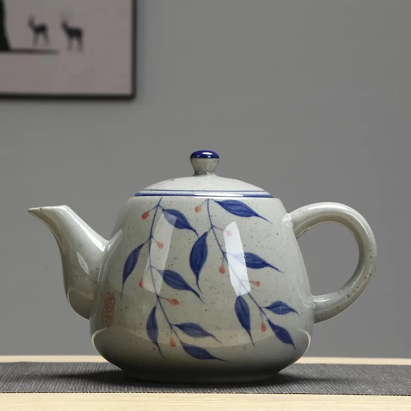 Ceramic Large Teapot With Handle Vintage Hand-painted Blue-and-white Porcelain Filter Teapot 900ml Restaurant Pot
Ceramic Large Teapot With Handle Vintage Hand-painted Blue-and-white Porcelain Filter Teapot 900ml Restaurant Pot