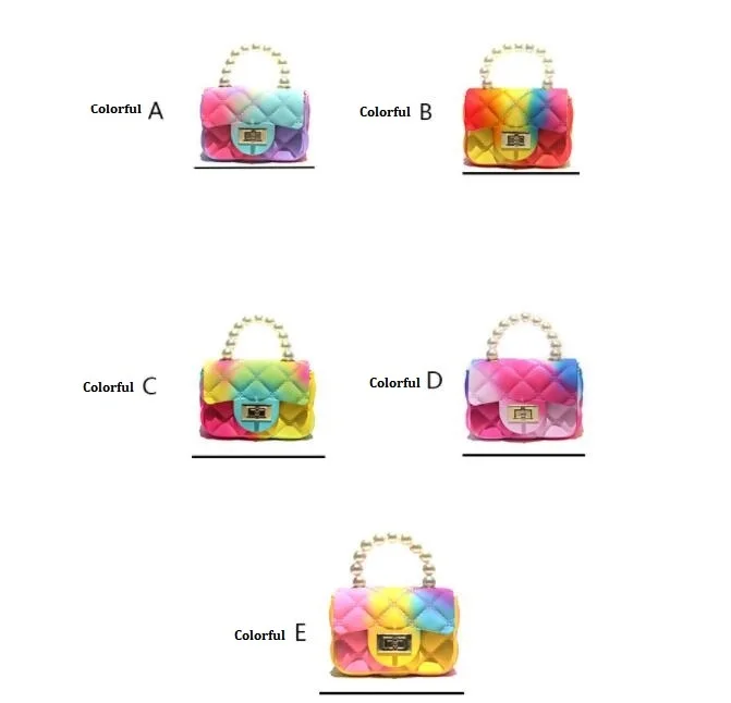 XGRAVITY 2021 Super Hot Mini Women Jelly Bag Woman Colorful Rainbow Chain Bags Small Handbag Pearl Beading Ladies Diamond Bags 
XGRAVITY 2021 Super Hot Mini Women Jelly Bag Woman Colorful Rainbow Chain Bags Small Handbag Pearl Beading Ladies Diamond Bags