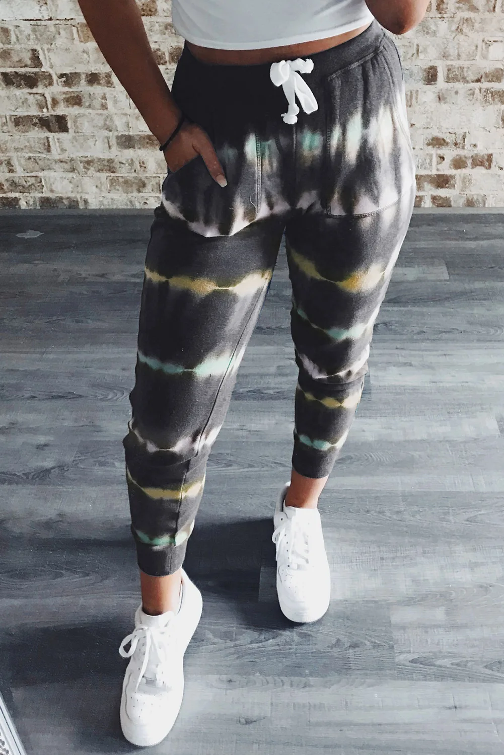 Plus Size High Waist Tie Dye Women's Pants Sport Casual Stripe Long Pants Female Autumn Spring New Fashion Running Trousers Lady
Plus Size High Waist Tie Dye Women's Pants Sport Casual Stripe Long Pants Female Autumn Spring New Fashion Running Trousers Lady