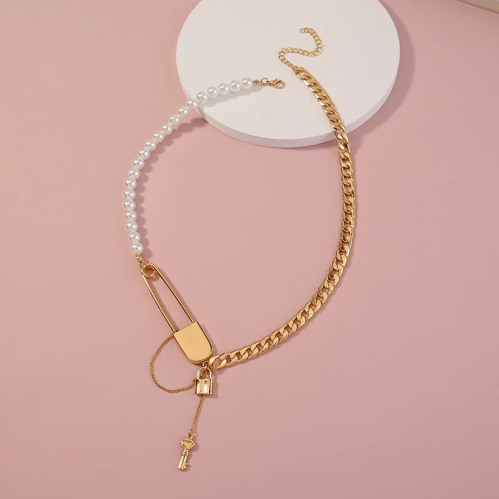 Fashion new simple retro round bead bead necklace hip hop wild pin lover clavicle chain female 
Fashion new simple retro round bead bead necklace hip hop wild pin lover clavicle chain female