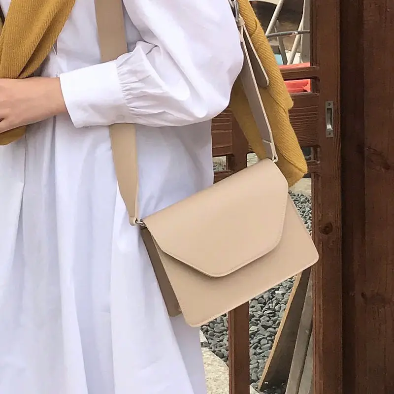 RanHuang New Arrive 2021 Women Pu Leather Shoulder Bags Girls Brief Flap Women's Casual Messenger Bags Crossbody Bags
RanHuang New Arrive 2021 Women Pu Leather Shoulder Bags Girls Brief Flap Women's Casual Messenger Bags Crossbody Bags