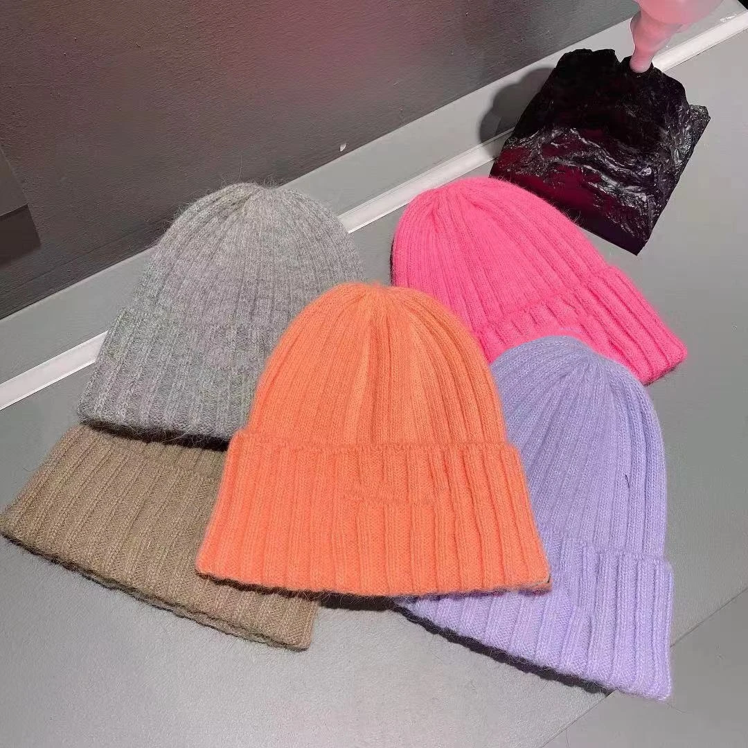 Новинка теплые вязаные шапки для женщин знаменитый мужской вязаный головной убор с черепом женская мужская облегающая шапка с надписью ули...
Новинка теплые вязаные шапки для женщин знаменитый мужской вязаный головной убор с черепом женская мужская облегающая шапка с надписью ули...